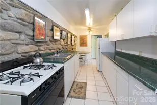 28 & 29 Spruce Chase Ln, Swannanoa, NC 28778 - Photo 26