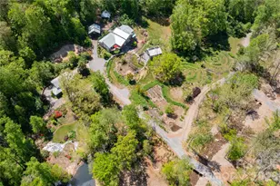 28 & 29 Spruce Chase Ln, Swannanoa, NC 28778 - Photo 6