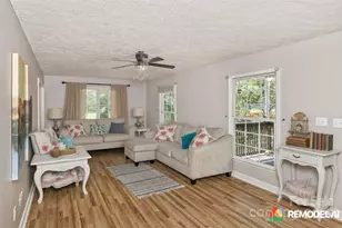 689 New Haw Creek Rd, Asheville, NC 28805 - Photo 6