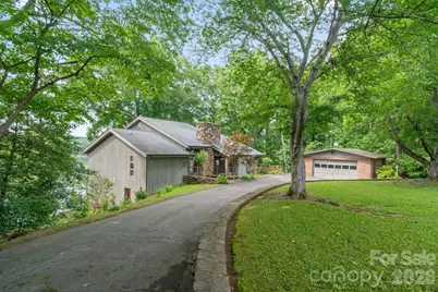 4749 16th Street Drive NE, Hickory, NC 28601 - Photo 6