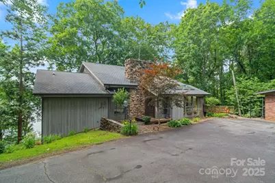 4749 16th Street Drive NE, Hickory, NC 28601 - Photo 8