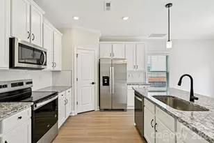 139 Jacobs Hl Pl, Troutman, NC 28166 - Photo 10