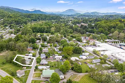 560 Westwood Circle, Waynesville, NC 28786 - Photo 14