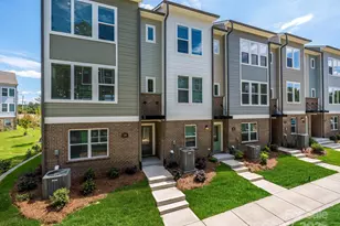 1112 Bismuth Ln, Charlotte, NC 28211 - Photo 2