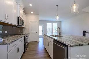 1112 Bismuth Ln, Charlotte, NC 28211 - Photo 16