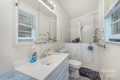 910 E Center Avenue, Mooresville, NC 28115 - Photo 22