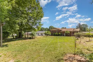 910 E Center Ave, Mooresville, NC 28115 - Photo 26