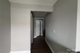 81 Academy Ave NW, Concord, NC 28025 - Photo 4