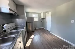 1010 Tennessee St, Kannapolis, NC 28083 - Photo 8