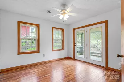 318 Sandy Way, Burnsville, NC 28714 - Photo 10