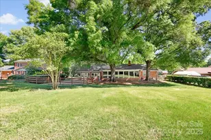 415 Princeton Dr, Salisbury, NC 28144 - Photo 36