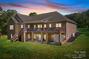 730 Oak Ridge Farms Circle, Newton, NC 28658 - Photo 8