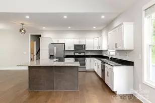 76 Tryon View Dr, Flat Rock, NC 28731 - Photo 10