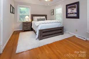 1427 Worcaster Pl, Charlotte, NC 28211 - Photo 16