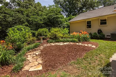 1427 Worcaster Place, Charlotte, NC 28211 - Photo 22