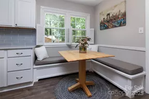 1427 Worcaster Pl, Charlotte, NC 28211 - Photo 10