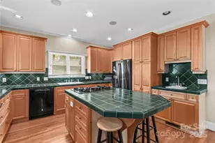 1760 Jacobs Way, Sherrills Ford, NC 28673 - Photo 4