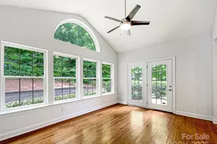 3904 Hounslow Ln, Harrisburg, NC 28075 - Photo 8