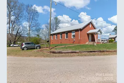 62 Birdsong Trail, Waynesville, NC 28786 - Photo 2