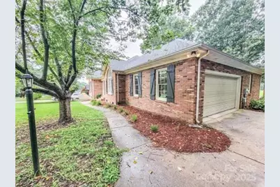 6231 Kentwood Drive, Kannapolis, NC 28081 - Photo 2