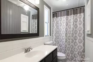 30 Griffin Ln, Candler, NC 28715 - Photo 10