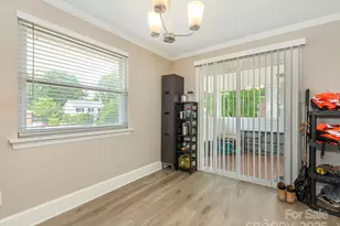 1301 S Kings Dr, Charlotte, NC 28207 - Photo 6