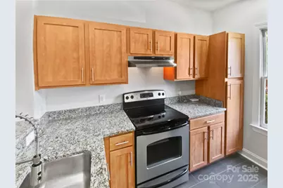 1043 Park West Drive, Charlotte, NC 28209 - Photo 2