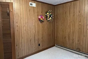 70 3rd St, Marion, NC 28752 - Photo 10