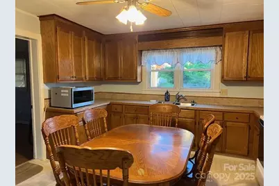 70 3rd Street #87, Marion, NC 28752 - Photo 6