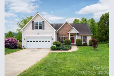 102 W Farm Creek Drive, Asheville, NC 28806 - Photo 1