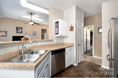 102 W Farm Creek Drive, Asheville, NC 28806 - Photo 14