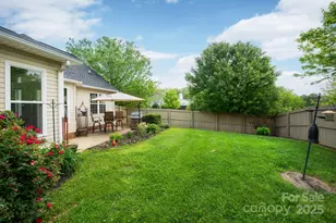 102 W Farm Creek Dr, Asheville, NC 28806 - Photo 18