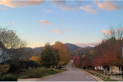 102 W Farm Creek Drive, Asheville, NC 28806 - Photo 28