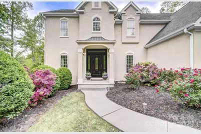 208 Bragg Court, Hendersonville, NC 28792 - Photo 6