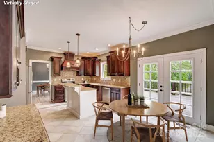 208 Bragg Ct, Hendersonville, NC 28792 - Photo 10