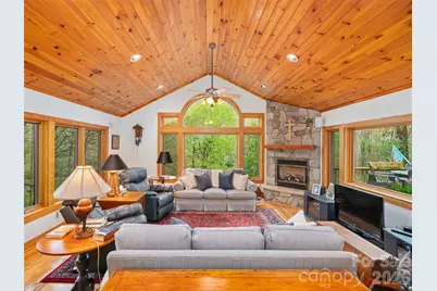 86 Laurel Drive, Burnsville, NC 28714 - Photo 12