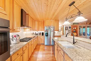 86 Laurel Dr, Burnsville, NC 28714 - Photo 6