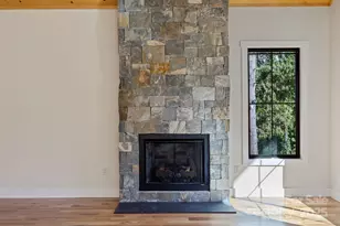 154 Osceola Rd, Hendersonville, NC 28739 - Photo 16