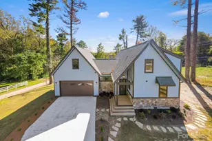 154 Osceola Rd, Hendersonville, NC 28739 - Photo 2