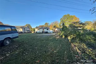 302 Melrose Dr SW, Concord, NC 28025 - Photo 2