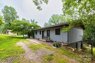 57 Gribble Rd, Franklin, NC 28734 - Photo 4