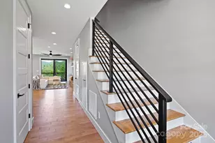 32 Taylor Mountain Rd, Candler, NC 28715 - Photo 6