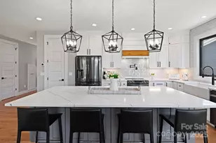 32 Taylor Mountain Rd, Candler, NC 28715 - Photo 14