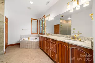 117 Distant View Dr, Asheville, NC 28803 - Photo 16