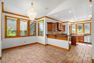 117 Distant View Dr, Asheville, NC 28803 - Photo 12