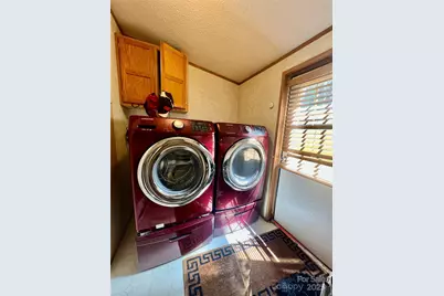 343 Daytona Lane, Saluda, NC 28773 - Photo 6