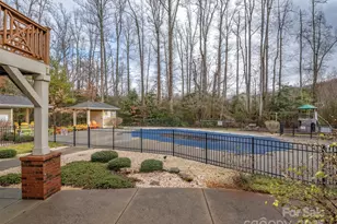 20 Foxden Dr, Fletcher, NC 28732 - Photo 24