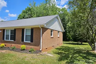 1109 Reid Harkey Rd, Matthews, NC 28105 - Photo 4