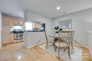 2209 Sumner Green Ave, Charlotte, NC 28203 - Photo 8