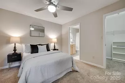 2209 Sumner Green Avenue #M, Charlotte, NC 28203 - Photo 14